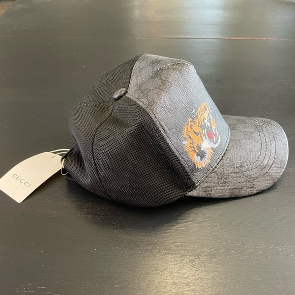 Gucci Tiger Gray and Black Baseball Cap NWT - Picture 3 of 10